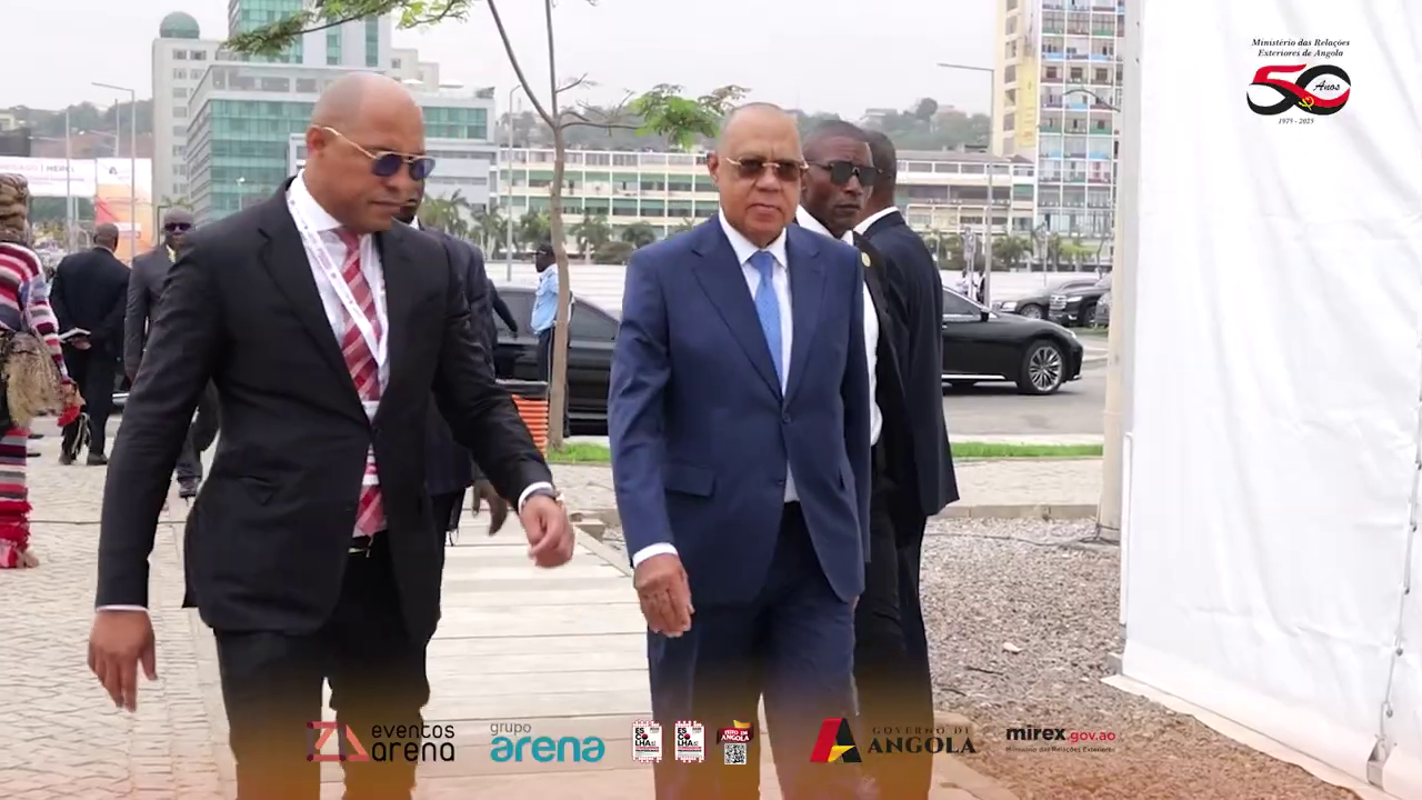 O Papel da Diplomacia Angolana na Conquista e Preservação da Independência Nacional _ Conf MIREX 25